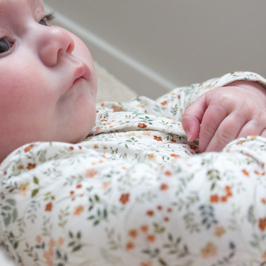 Baby-Playsuit „Wiesenblume“