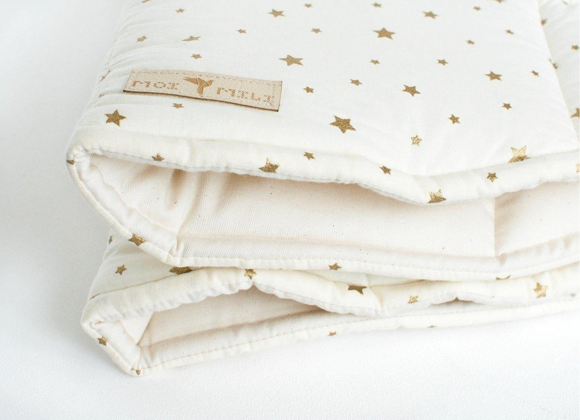 Gesteppte Spielmatte „Gold Stars“ – beidseitig nutzbar