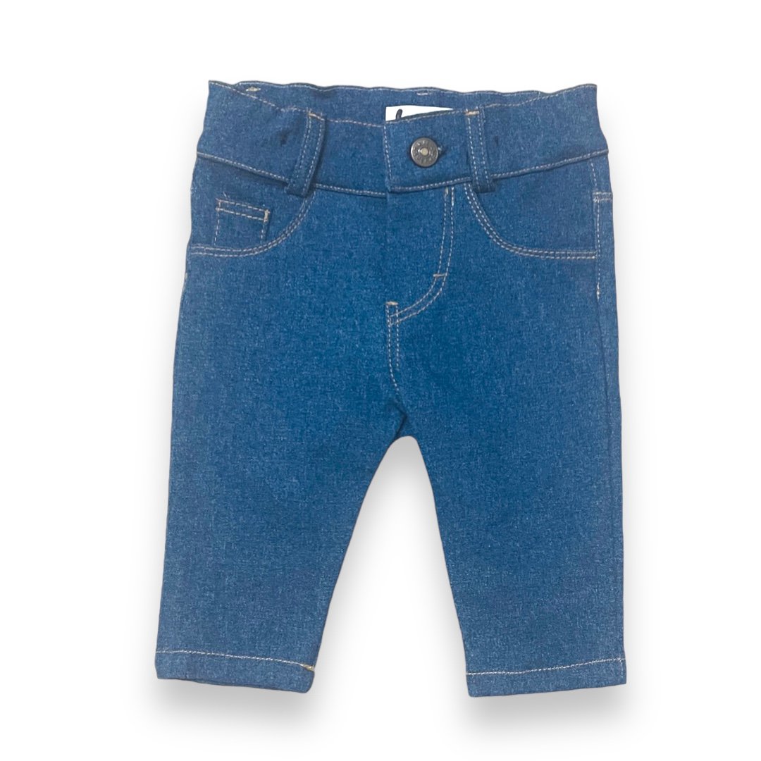 Babyjeans „Classic Blue“ aus weichem, dehnbarem Stoff mit Denim-Look – von Feathers®, handgefertigt in den Niederlanden