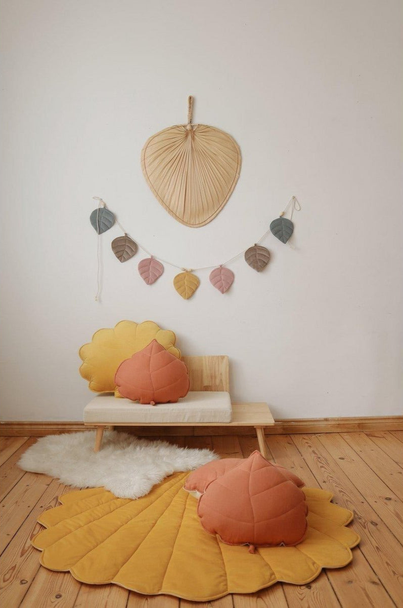 Samt-Girlande „Leaf Pastel Dreams“ – 7 Blätter in zarten Naturtönen