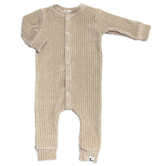 Baby-Overall aus Bio-Rippstoff „Kord Sand“