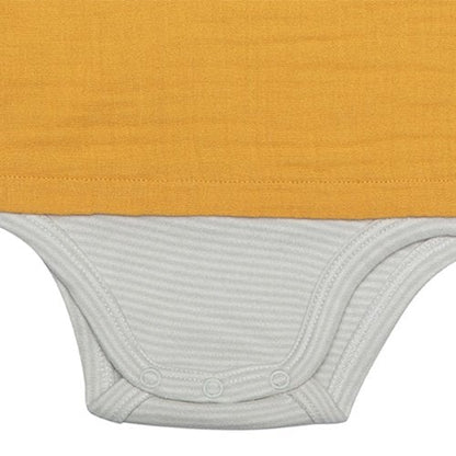 Babybody-Hemd „Senfgelb“ – Musselin trifft auf Komfort