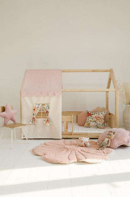 Betthimmel „Cottage“ – Rosa mit Vorhängen & Vordach von Moi Mili